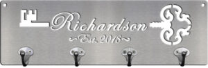 richardson-cursive-white
